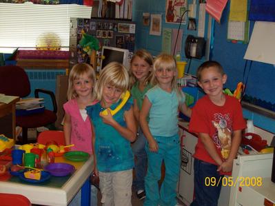 Students - Photo Number 3